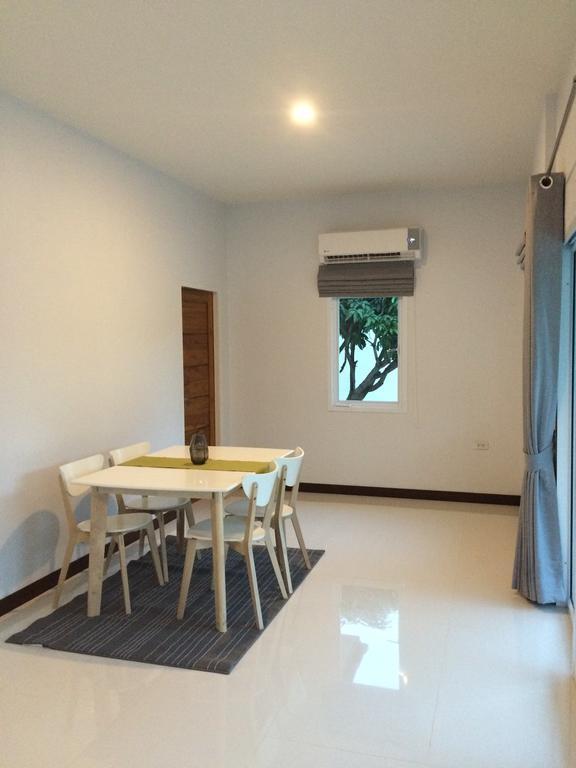 The Brass Villa Garden Resort Sattahip Exterior photo